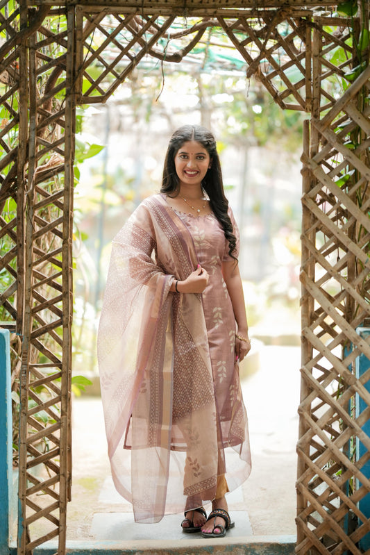 Sharvani (Pre-Booking)